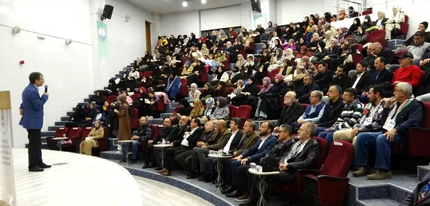 Kütahya’da Helal Gıda Konferansı