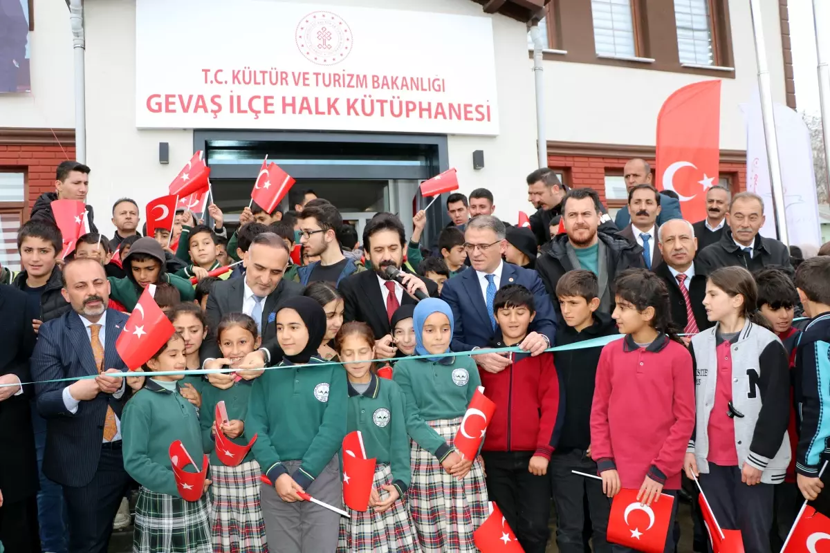 Van’da Yeni Kütüphane Seferberliği: Üye ve Kitap Sayılarında Tarihi Rekor