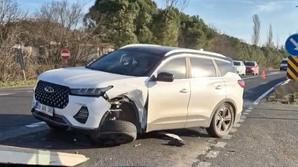 Tekirdağ’da iki araç çarpıştı: 6 kişi yaralandı!