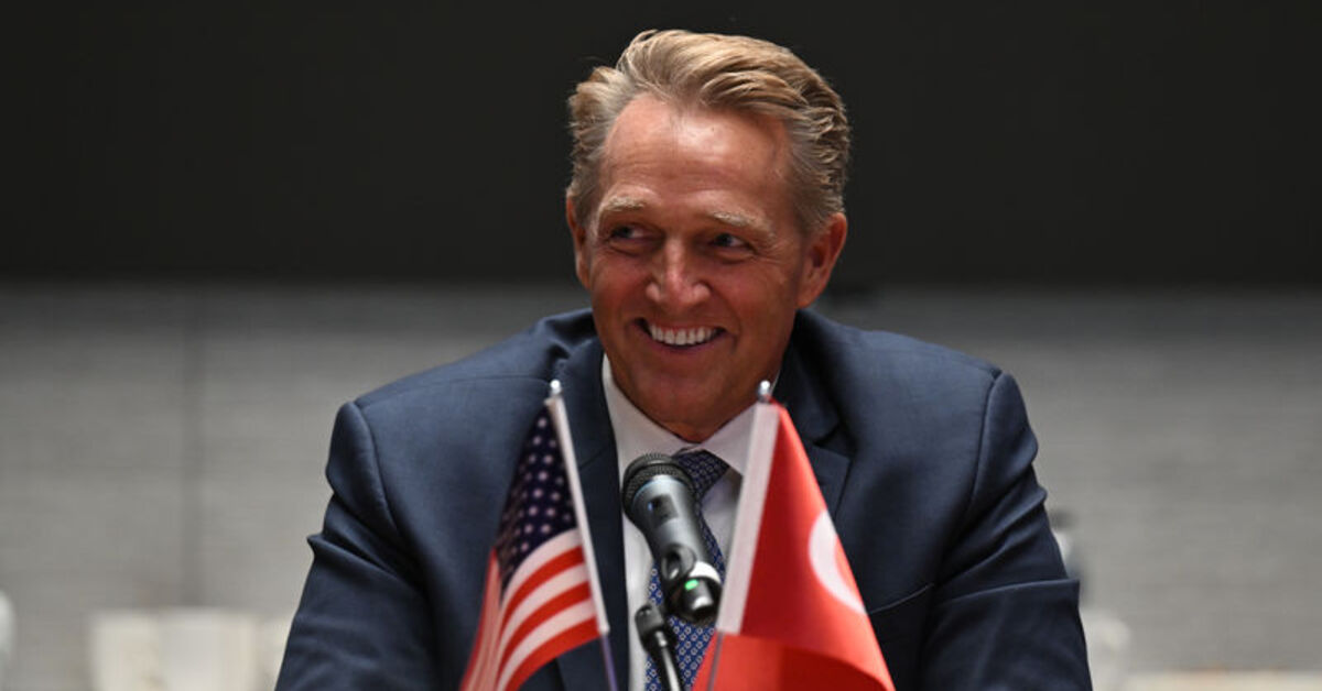 Washington’da ABD’nin eski Ankara Büyükelçisi Jeff Flake onuruna resepsiyon verildi